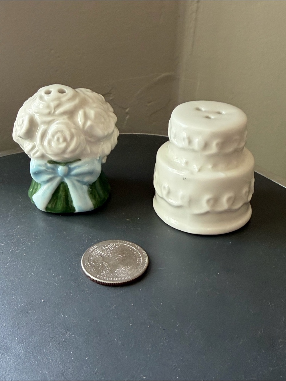 Cracker Barrel Mini salt and pepper shaker- wedding cake and bouquet